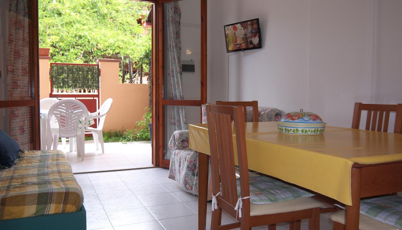 Appartamenti Simius Villasimius Εξωτερικό φωτογραφία